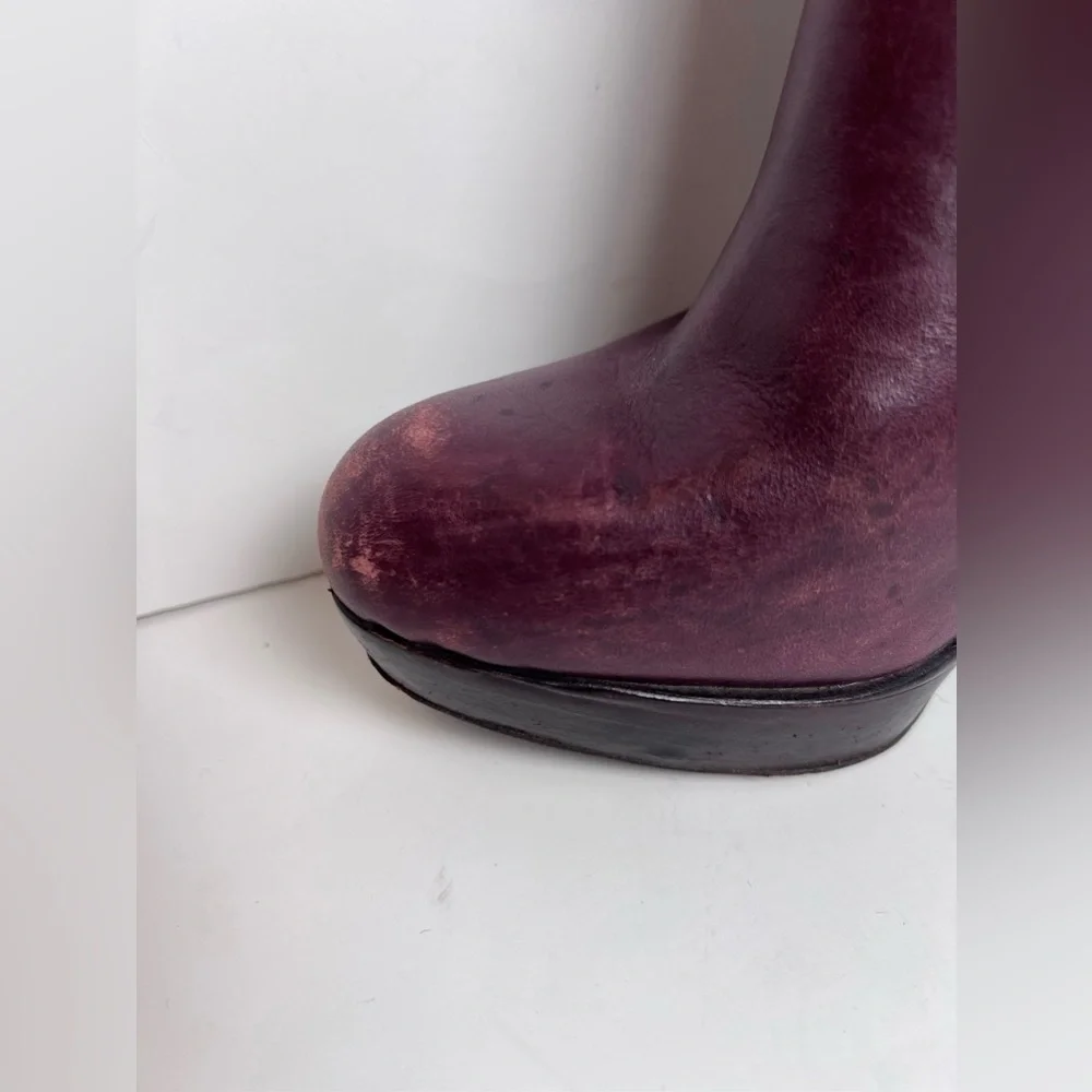 TORY BURCH wine/eggplant leather gold logo platform heeled knee high boots 8